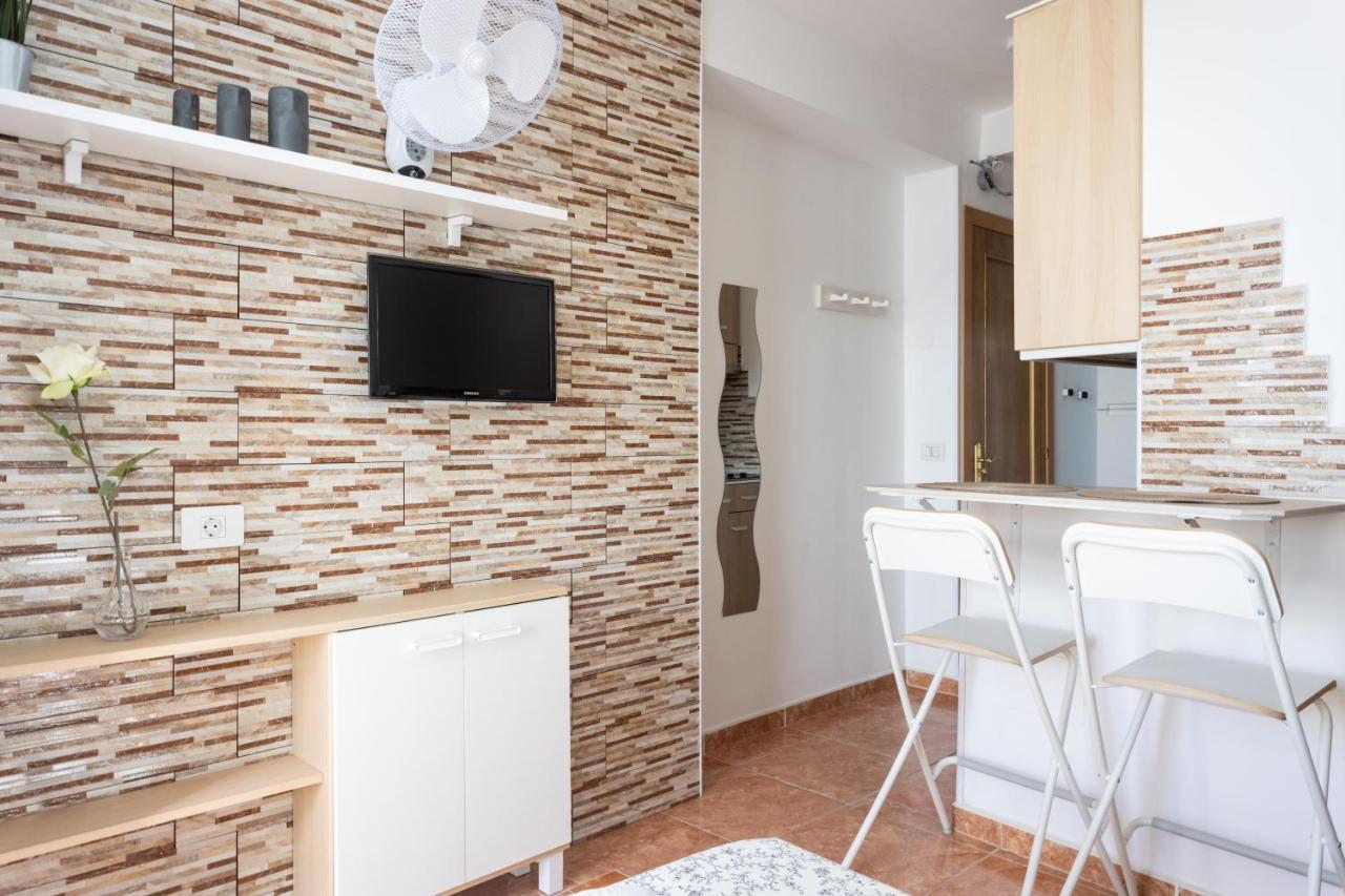 Apartamentos Ohana - Edificio Tonillo Los Cristianos  Bagian luar foto